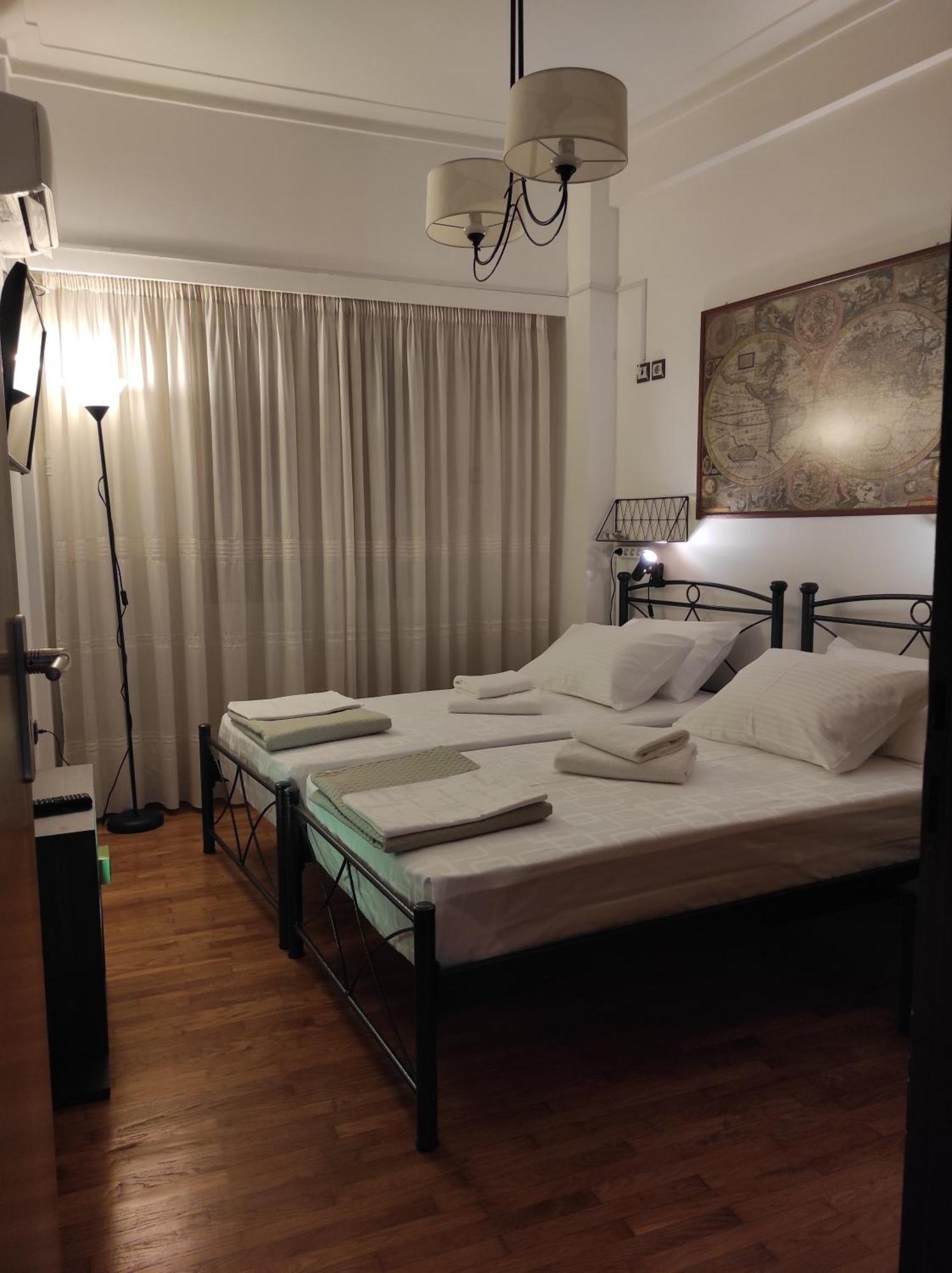 Cosy Apartment On Dragon Street أثينا المظهر الخارجي الصورة